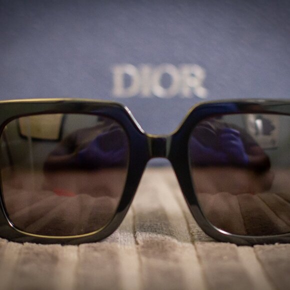 25% OFF-Christian Dior Wildior S2U Rectangular Women's Sunglasses 53mm - Picture 2 of 10